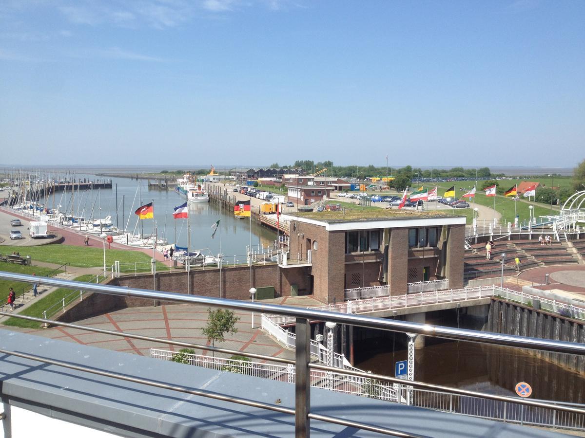 Nordseehotel Benser Hof Am Hafen Bensersiel Exterior foto